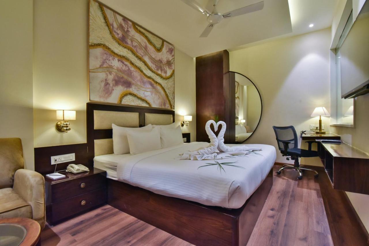 BR Grand Amritsar Exterior foto