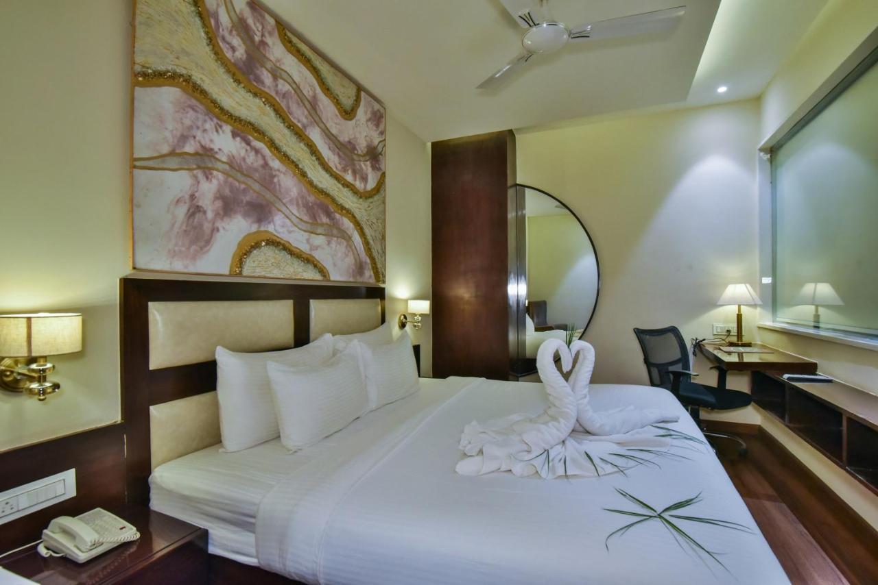 BR Grand Amritsar Exterior foto