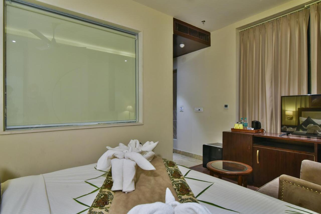 BR Grand Amritsar Exterior foto